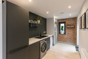 Photo 17- click for photo gallery